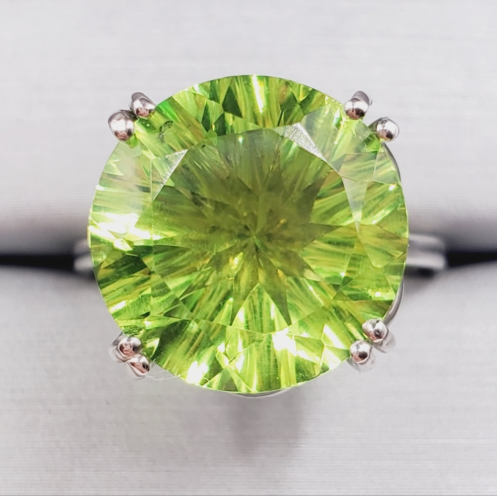 Concave Cut Chartreuse Quartz & White Zircon Platinum | 925 Sterling Silver Ring